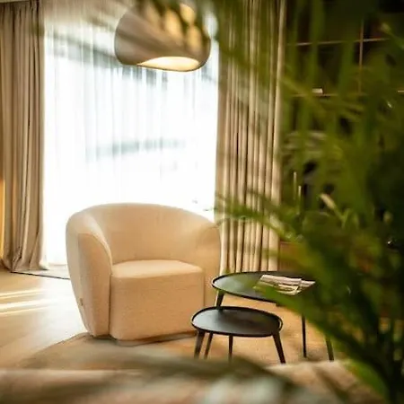 Apartamento Penthouse Lebada Lake *