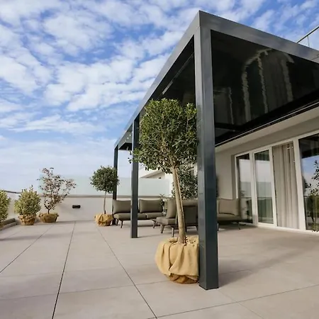 Apartamento Penthouse Lebada Lake *